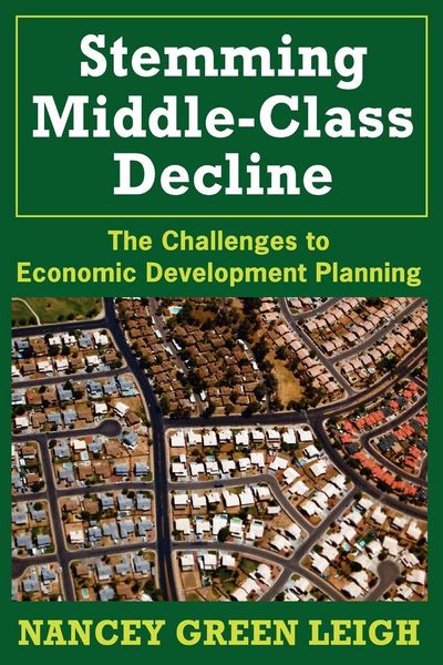 Produktbild: Stemming Middle-Class Decline