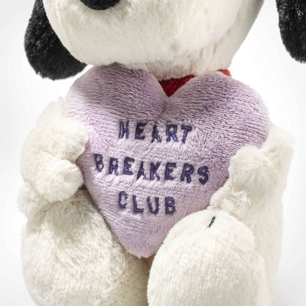 Produktbild: Steiff 024450 - Snoopy Heartbreakers Club, 22 cm, Pl&uuml;sch-Hund aus der Comicserie Peanuts