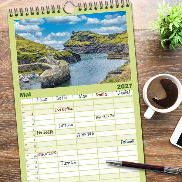 Produktbild: Familienplaner 2027 - Cornwall - Malerische Landschaften mit grandiosen K&uuml;sten mit 5 Spalten (Wandkalender, 21 x 45 cm) CALVENDO