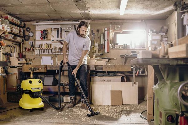 Produktbild: K&auml;rcher Home & Garden WD 4 V-20/5/22 1.628-209.0 Nass-/Trockensauger 1000 W 20 l