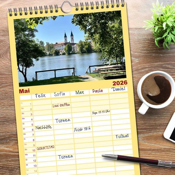 Produktbild: Familienplaner 2026 - S&uuml;ddeutschland im Fokus mit 5 Spalten (Wandkalender, 21 x 45 cm) CALVENDO