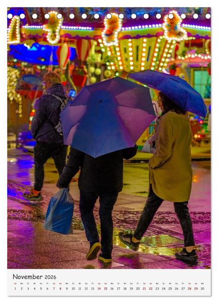 Produktbild: Sch&uuml;tzende Schirme - Auch bei Regen kann das Leben bunt sein (Tischkalender 2026 DIN A5 hoch), CALVENDO Monatskalender