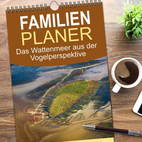 Produktbild: Familienplaner 2026 - Das Wattenmeer aus der Vogelperspektive mit 5 Spalten (Wandkalender, 21 x 45 cm) CALVENDO