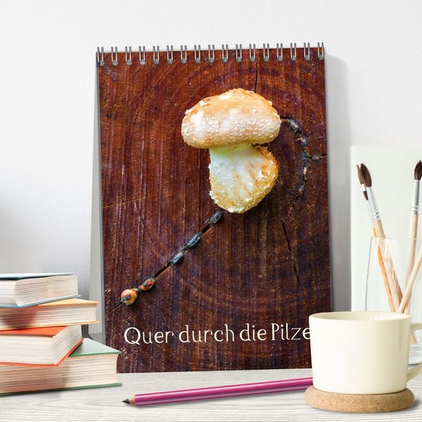Produktbild: Quer durch die Pilze (Tischkalender 2026 DIN A5 hoch), CALVENDO Monatskalender