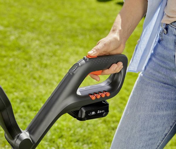Produktbild: GARDENA EasyCut 23/18V P4A Ready-To-Use-Set Rasentrimmer inkl. Akku, inkl. Ladeger&auml;t 18 V