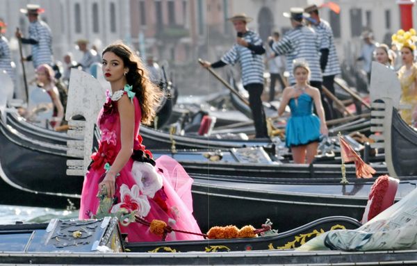Produktbild: Iconic Runways