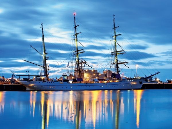Produktbild: CALVENDO Puzzle Segelschulschiff Gorch Fock | 1000 Teile Lege-Gr&ouml;&szlig;e 64x48cm Foto-Puzzle f&uuml;r gl&uuml;ckliche Stunden
