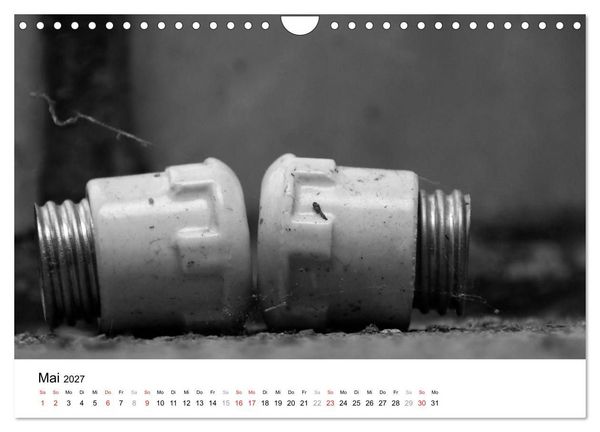 Produktbild: Helden der Arbeit - Alte Arbeitsmittel des Ruhrgebiets (Wandkalender 2027 DIN A4 quer), CALVENDO Monatskalender