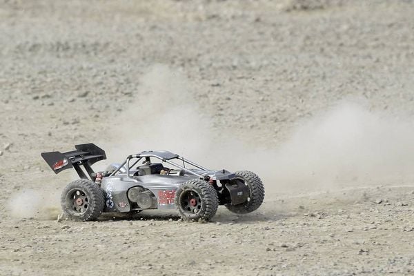 Produktbild: Reely Carbon Fighter III Limited-Edition 1:6 RC Modellauto Benzin Buggy Heckantrieb (2WD) RtR 2,4 GHz Limitiert
