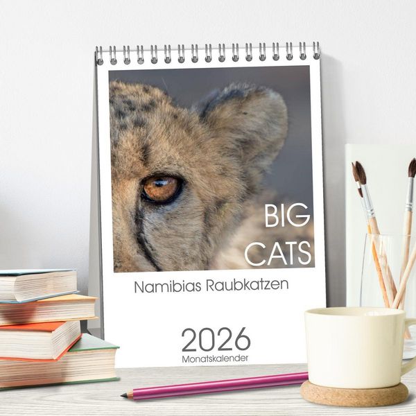 Produktbild: BIG CATS - Namibias Raubkatzen (Tischkalender 2026 DIN A5 hoch), CALVENDO Monatskalender