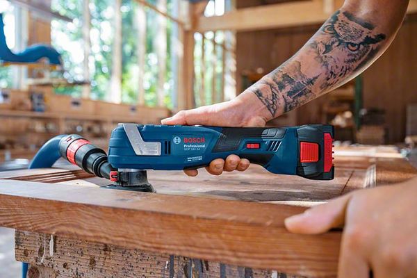 Produktbild: Bosch Professional GOP 18V-34 06018G2000 Akku-Multifunktionswerkzeug ohne Akku, ohne Ladeger&auml;t, inkl. Koffer 18 V