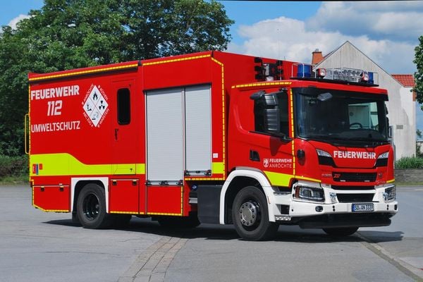 Produktbild: Jahrbuch Feuerwehrfahrzeuge 2025