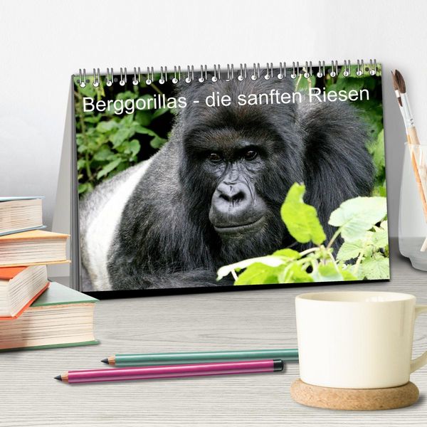 Produktbild: Berggorillas - die sanften Riesen (Tischkalender 2026 DIN A5 quer), CALVENDO Monatskalender
