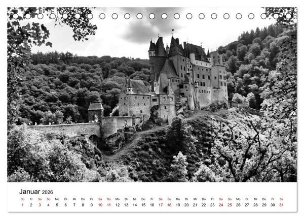 Produktbild: Burgen in schwarzwei&szlig; - Wie aus alten Zeiten (Tischkalender 2026 DIN A5 quer), CALVENDO Monatskalender