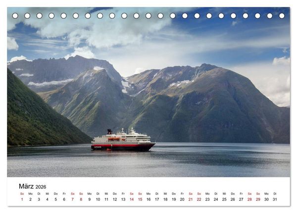 Produktbild: Hurtigruten - Bezaubernde Sch&ouml;nheit der norwegischen K&uuml;ste (Tischkalender 2026 DIN A5 quer), CALVENDO Monatskalender