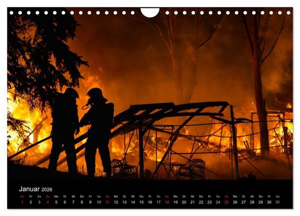 Produktbild: FEUERWEHR IM EINSATZ (Wandkalender 2026 DIN A4 quer), CALVENDO Monatskalender