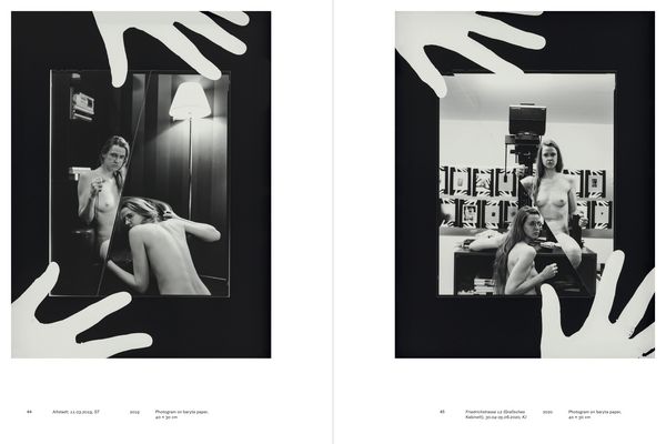 Produktbild: First Monographs