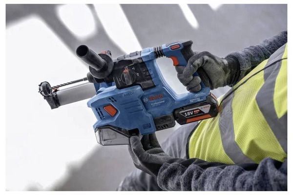 Produktbild: Bosch Professional GBH 18V-22 SDS-Plus-Akku-Bohrhammer 18 V 4 Ah Li-Ion inkl. 2. Akku, inkl. Ladeger&auml;t, inkl. Koffer