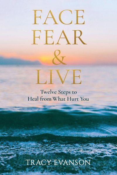 Produktbild: Face Fear & Live