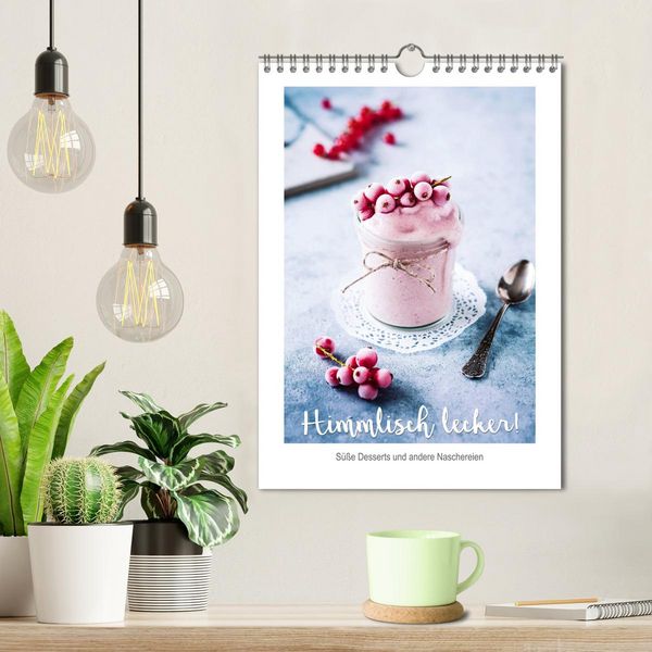 Produktbild: Himmlisch lecker! S&uuml;&szlig;e Desserts und andere Naschereien (Wandkalender 2026 DIN A4 hoch), CALVENDO Monatskalender