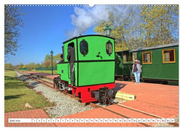 Produktbild: De L&uuml;tt Kaffeebrenner &ndash; Impressionen einer Mecklenburger Kleinbahn (hochwertiger Premium Wandkalender 2026 DIN A2 quer), Kunstdruck in Hochglanz