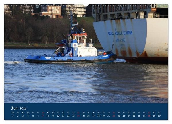 Produktbild: Schlepper im Hamburger Hafen (hochwertiger Premium Wandkalender 2026 DIN A2 quer), Kunstdruck in Hochglanz