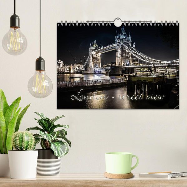 Produktbild: London - street view (CH-Version) (Wandkalender 2026 DIN A4 quer), CALVENDO Monatskalender