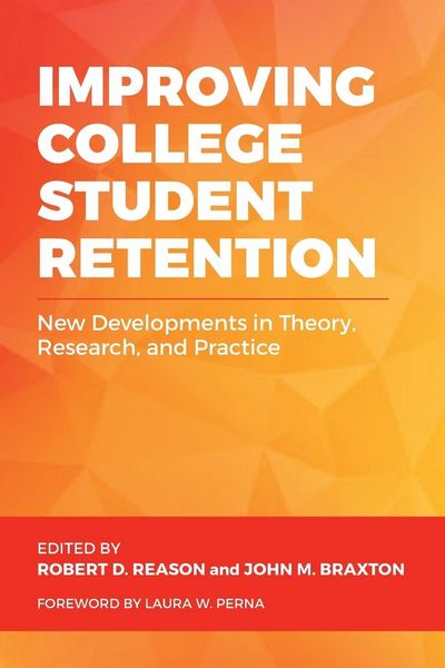 Produktbild: Improving College Student Retention