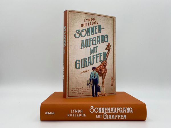 Produktbild: Sonnenaufgang mit Giraffen