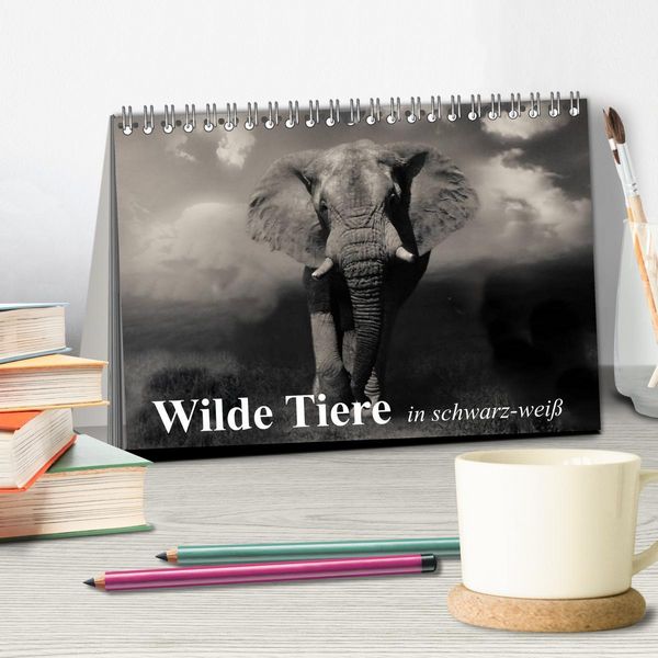 Produktbild: Wilde Tiere in schwarz-wei&szlig; (Tischkalender 2026 DIN A5 quer), CALVENDO Monatskalender