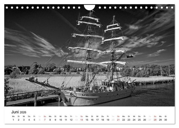Produktbild: Ostseebad Zingst - Impressionen in Schwarz-Wei&szlig; (Wandkalender 2026 DIN A4 quer), CALVENDO Monatskalender