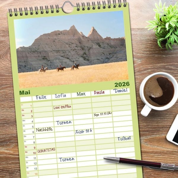 Produktbild: Familienplaner 2026 - Sioux Im Lande von Sitting Bull mit 5 Spalten (Wandkalender, 21 x 45 cm) CALVENDO