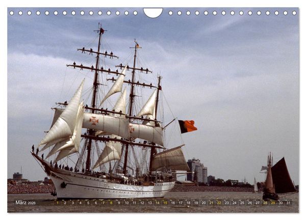 Produktbild: Analoge Fotografie Tall Ships Sail 1995 Bremerhaven (Wandkalender 2026 DIN A4 quer), CALVENDO Monatskalender