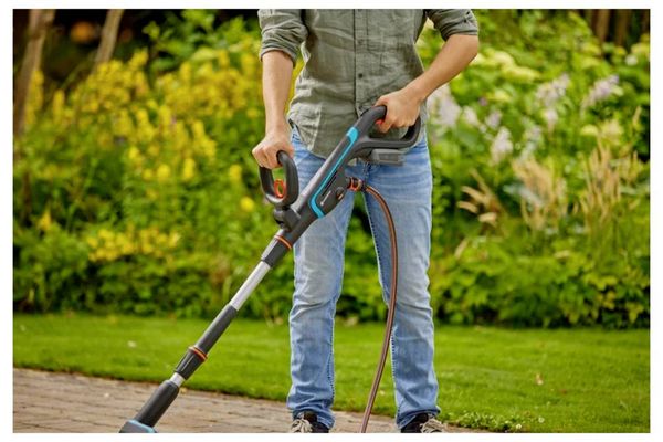 Produktbild: GARDENA 14842-20 Akku-Multi-Reiniger 18V