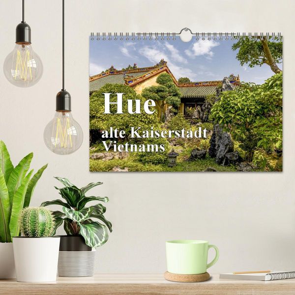 Produktbild: Hue alte Kaiserstadt Vietnams (Wandkalender 2026 DIN A4 quer), CALVENDO Monatskalender