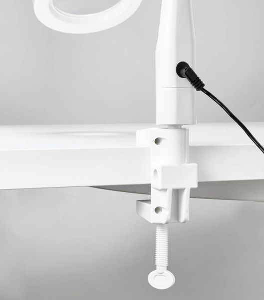 Produktbild: TOOLCRAFT TO-7447449 TOOLCRAFT 2-in-1 Lupenleuchte Vergr&ouml;&szlig;erungsfaktor=1.75 x, 3 x 85 mm 2021 Energieeffizienzklasse n.rel