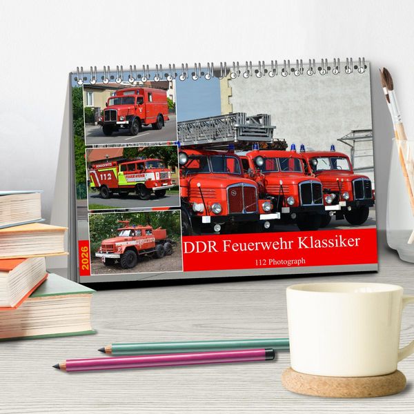 Produktbild: DDR Feuerwehr Klassiker (Tischkalender 2026 DIN A5 quer), CALVENDO Monatskalender