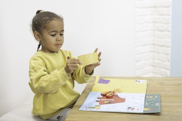Produktbild: Das Verbastelbuch f&uuml;r die Allerkleinsten Schneiden und Kleben Weihnachten