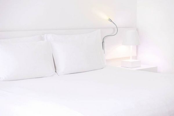 Produktbild: Heitronic Berta 27745 LED-Nachttischlampe LED LED fest eingebaut 1.5W Warmwei&szlig; Silber