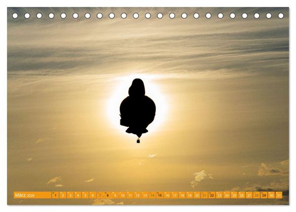 Produktbild: Hei&szlig;luftballone - Bunte Riesen im Norden (Tischkalender 2026 DIN A5 quer), CALVENDO Monatskalender