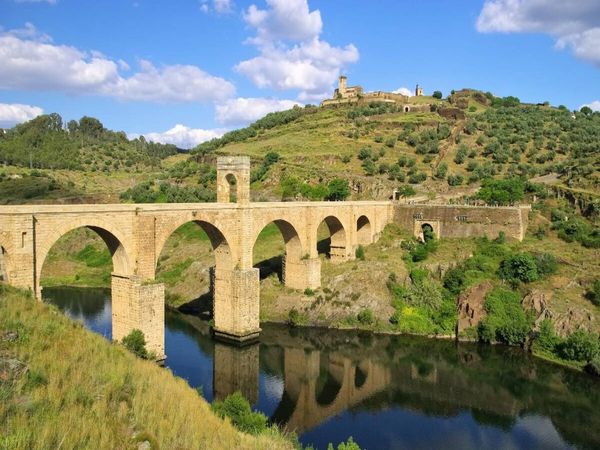 Produktbild: CALVENDO Puzzle Br&uuml;cke von Alc&aacute;ntara 1000 Teile Puzzle quer | 1000 Teile Lege-Gr&ouml;&szlig;e 64 &times; 48 cm Foto-Puzzle f&uuml;r gl&uuml;ckliche Stunden