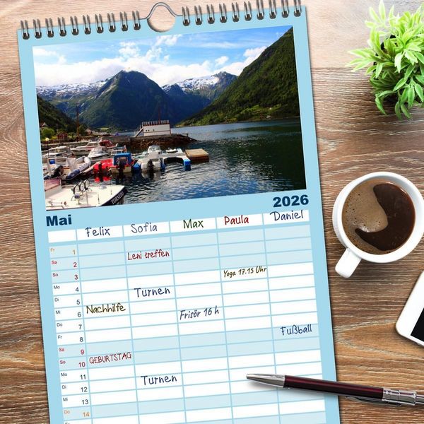 Produktbild: Familienplaner 2026 - Norwegens Wilder Westen mit 5 Spalten (Wandkalender, 21 x 45 cm) CALVENDO