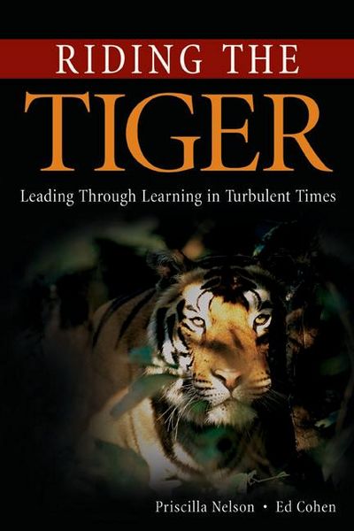 Produktbild: Riding the Tiger