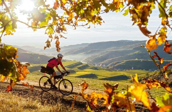 Produktbild: LONELY PLANET Bildband Legend&auml;re Radtouren in Deutschland