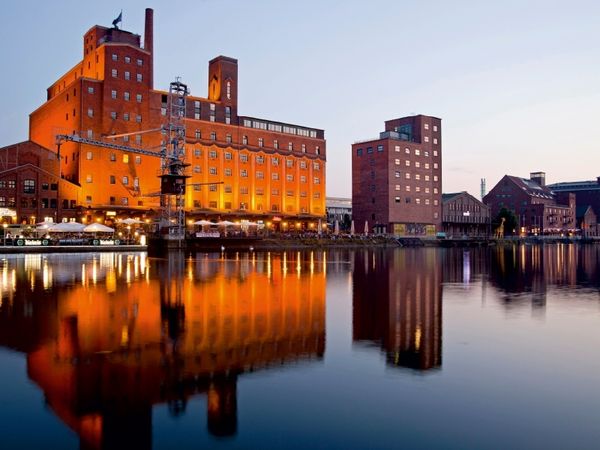 Produktbild: CALVENDO Puzzle Innenhafen Duisburg | 1000 Teile Lege-Gr&ouml;&szlig;e 64x48cm Foto-Puzzle f&uuml;r gl&uuml;ckliche Stunden