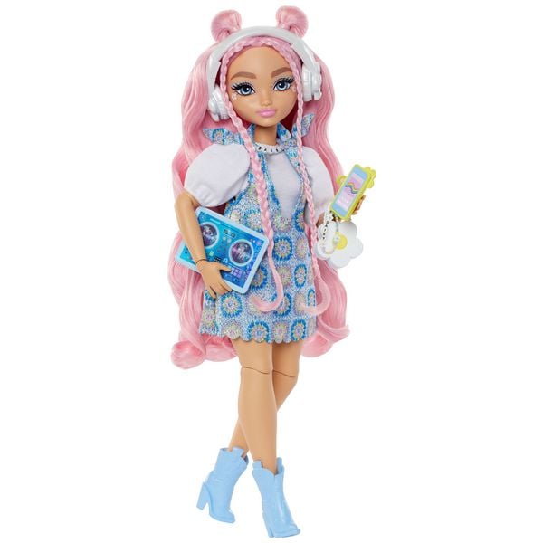 Barbie Dream Besties Daisy Jean-Modepuppe mit 9 Zubehörteilen zum Thema DJ und Musik