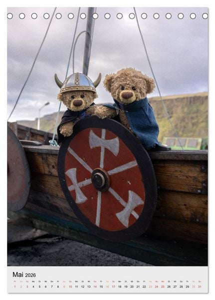Produktbild: Travelling Teddy in Island (Tischkalender 2026 DIN A5 hoch), CALVENDO Monatskalender