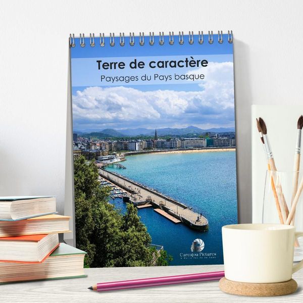 Produktbild: Terre de caract&egrave;re - Paysages du Pays basque (Calendrier de bureau 2027 DIN A5 horizontal), CALVENDO calendrier mensuel