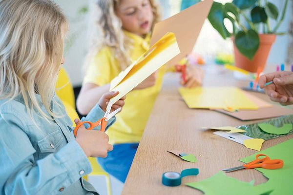 FISKARS Kinderschere Classic 13 cm, Rechtshänder