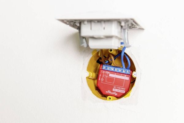 Produktbild: Shelly Plus 1PM Schalt-Messaktor Bluetooth, Wi-Fi